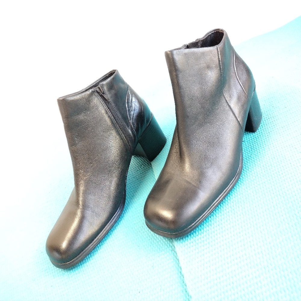 Vintage Thom McAn Women's Leather Ankle Boots Black 9.5W